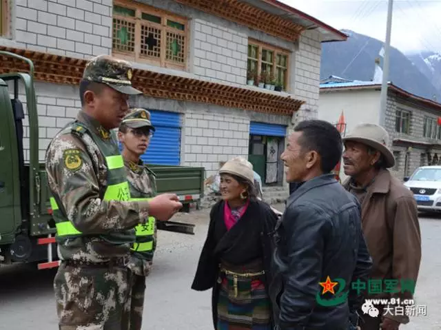 部队官兵倾力支援，暖心烹饪为西藏受灾群众送温暖