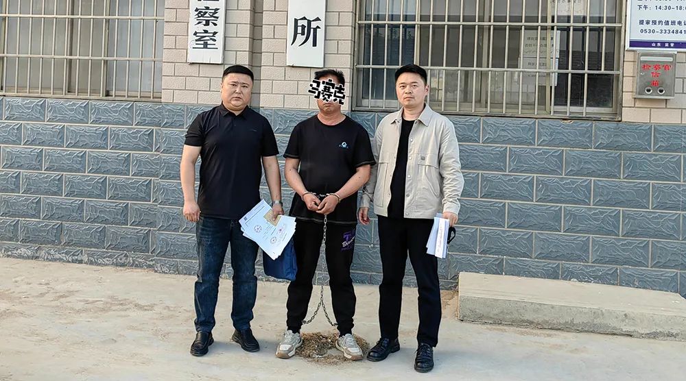 男子抢劫杀人后逃匿26年终落网，正义不会迟到