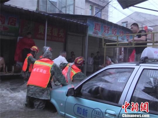 西藏定日县两个月女婴被解救事件，人间大爱与社会正能量的胜利