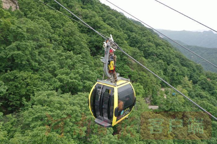 河南老君山因暴雪紧急闭园，人与自然共守安全之门