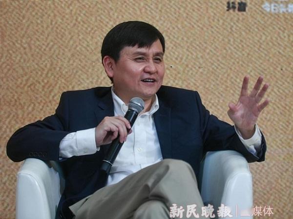 张文宏点名记者减肥事件深度解析，背后的真相与健康倡导之路